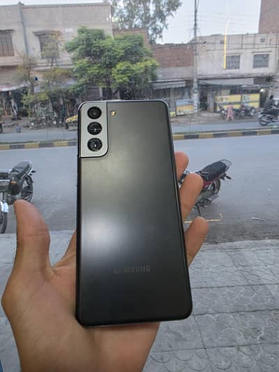 Samsung s21 8/128