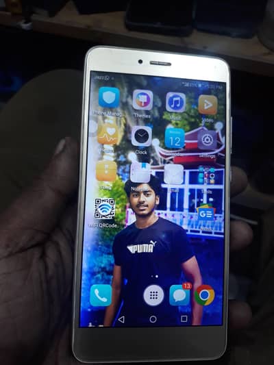 Huawei Y7 Prime  3/32  ptà approve  ĺush condition he