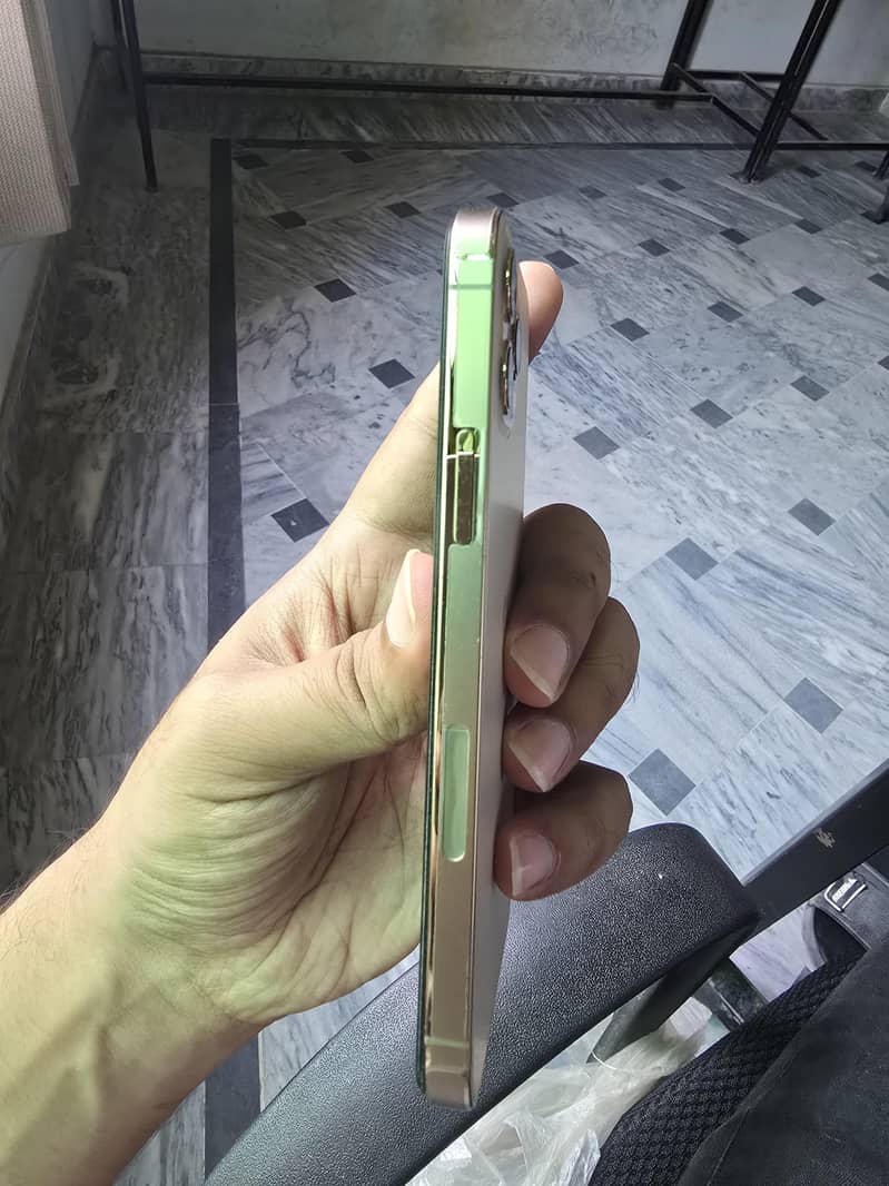 Iphone 12 pro 1