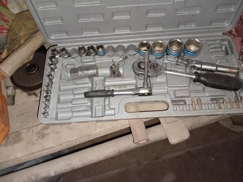 tools 18