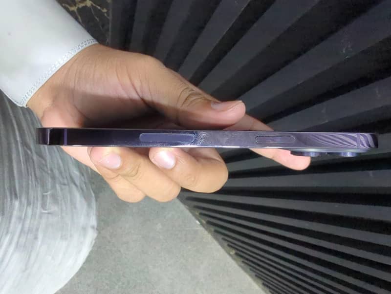 iphone 14 pro max  10/10 4
