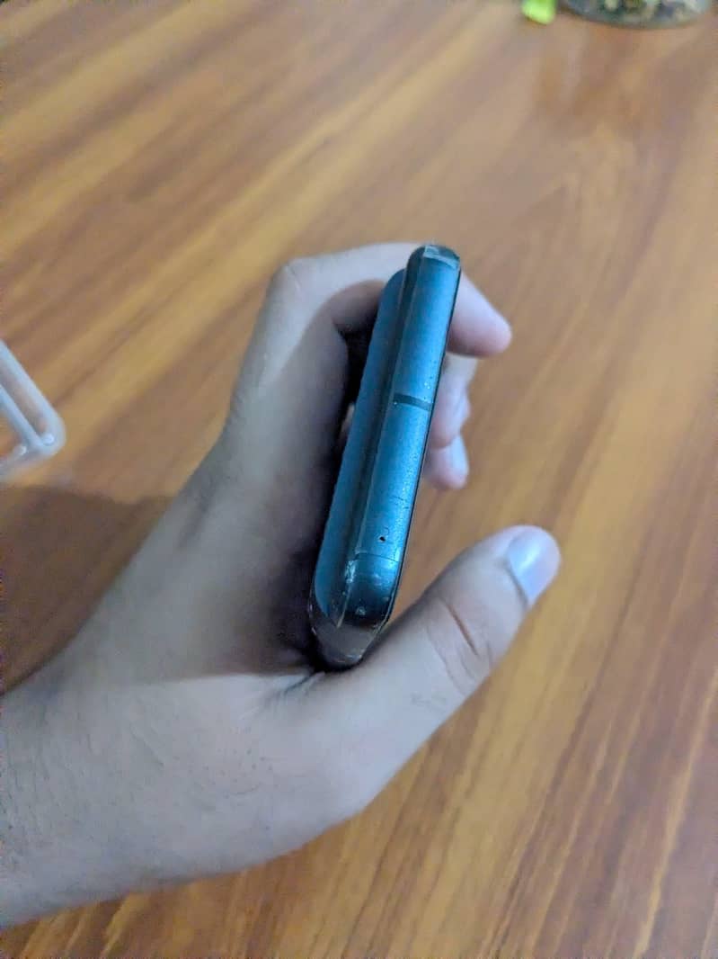 Google Pixel 8 2