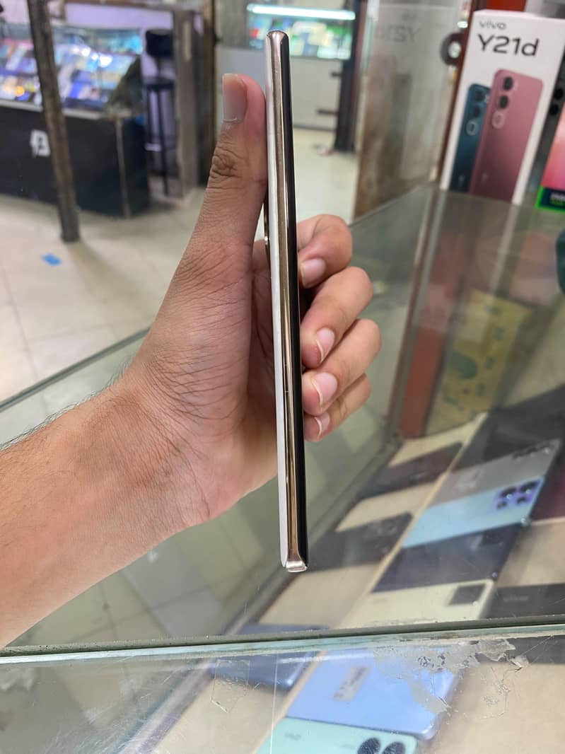 Infinix Zero 30 3