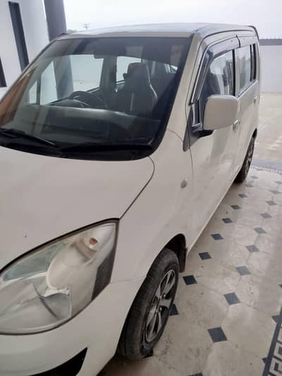 Suzuki Wagon R 2015