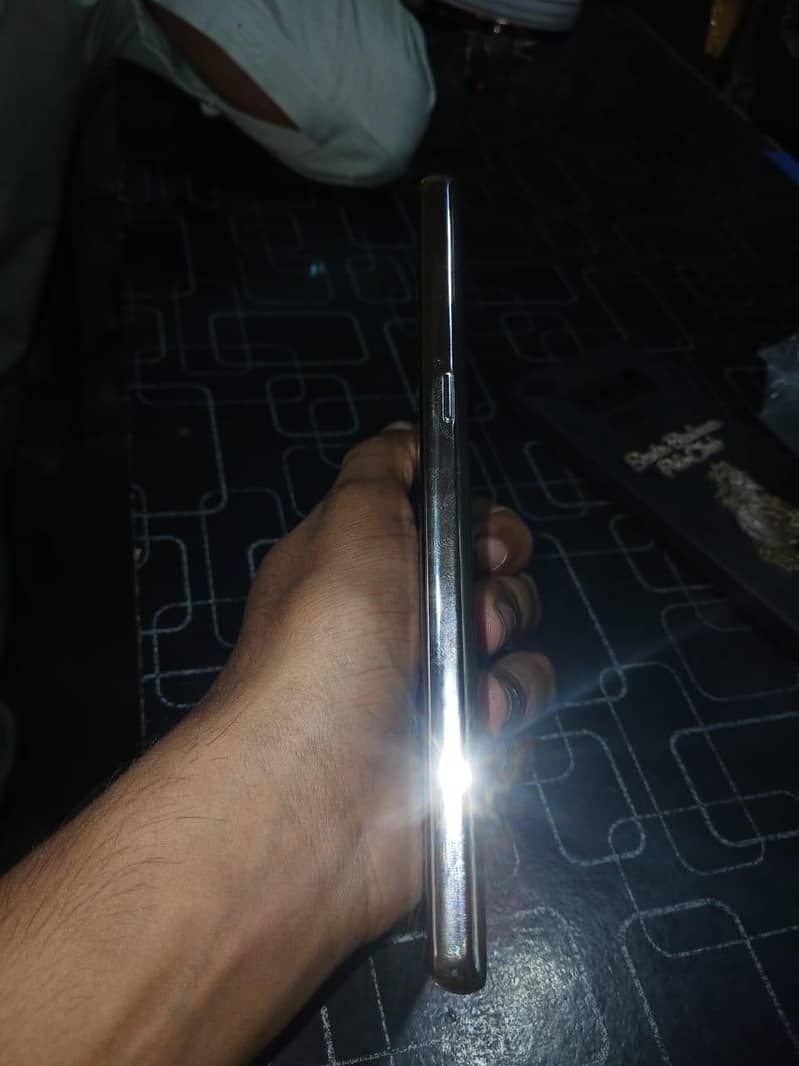 Samsung Mobile Note 8 3