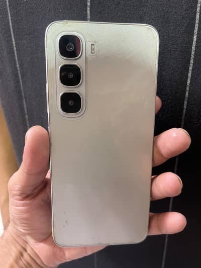 Infinix hot 60i 6/128 all accerioes