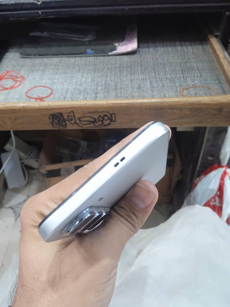 Infinix 3