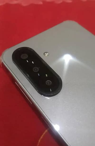SAMSUNG A17