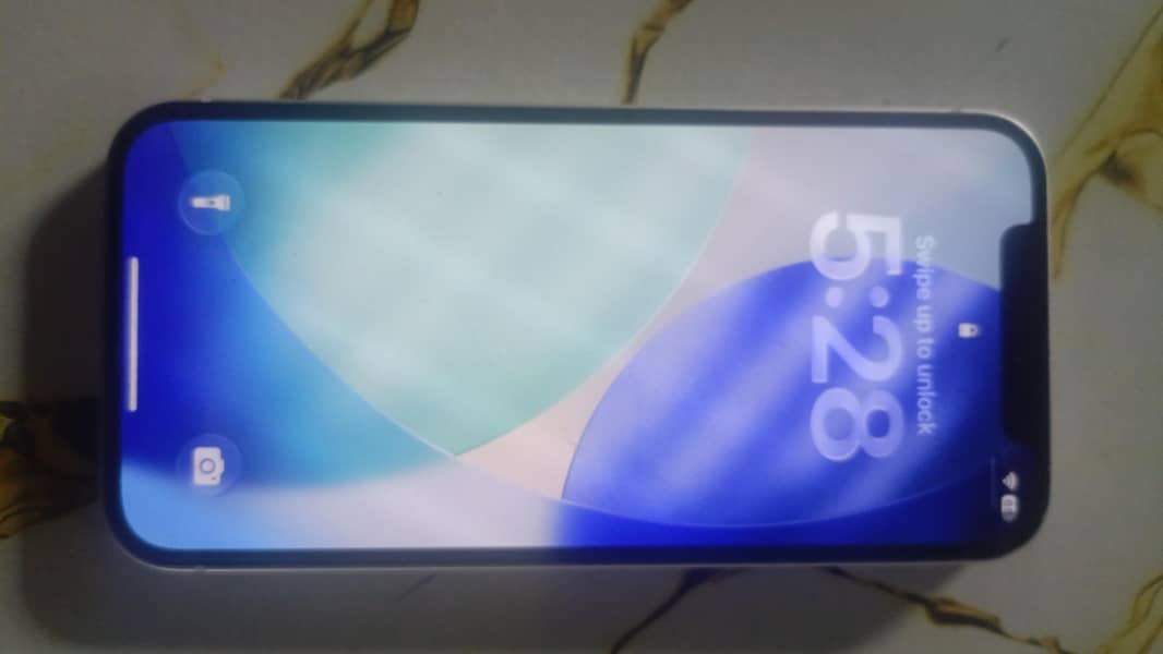 Apple iPhone 12 1