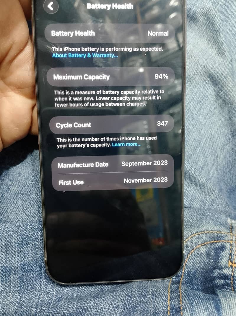 Apple iPhone 15 Pro Max 4