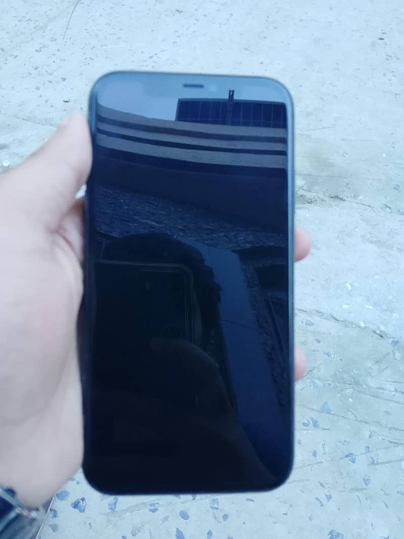 Apple iPhone 11 2