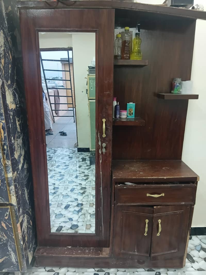 Dressing with full mirror 1