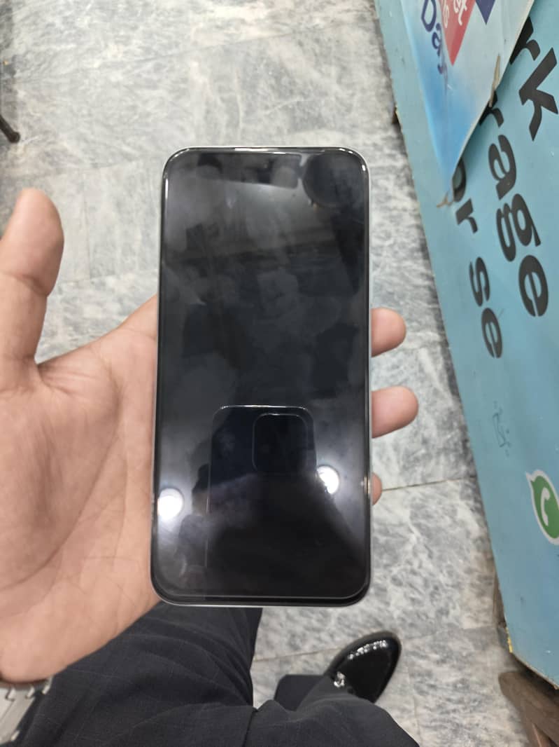 OPPO A6s 1