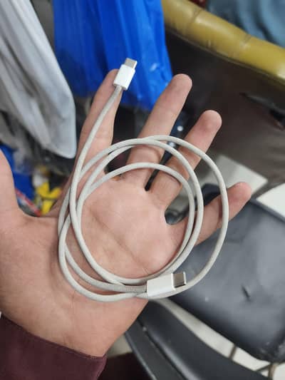 100% original cable iPhone 15 pro max                16 17 18
