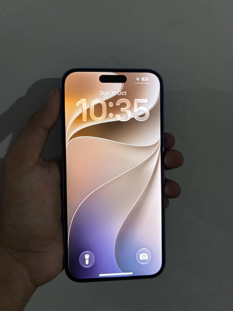 Apple iPhone 16 Plus 1
