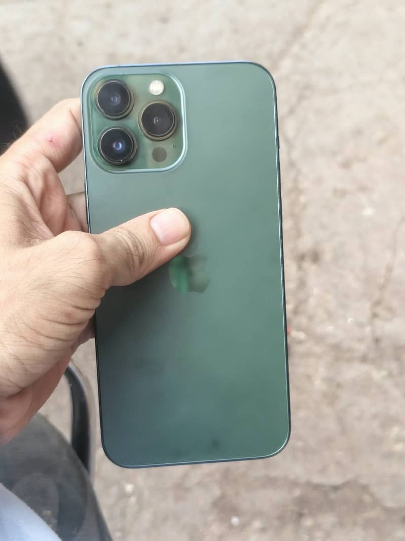 Apple iPhone 13 Pro Max 5