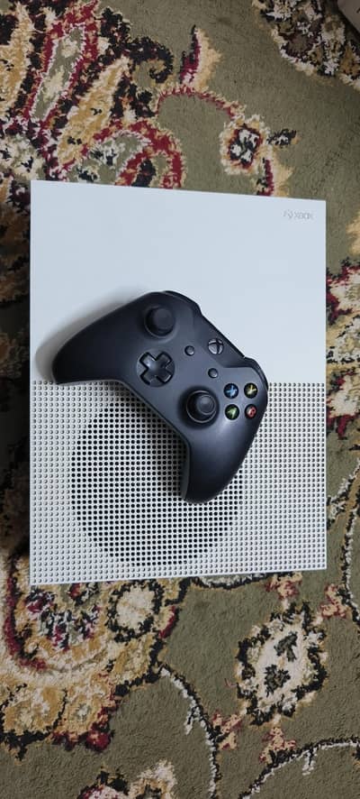 Xbox 1 S Fresh with One Original Controller