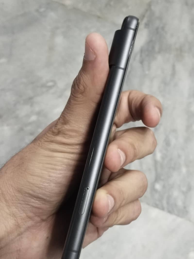 Google Pixel 8 3