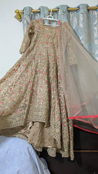 wedding frok for sell in perfect condition