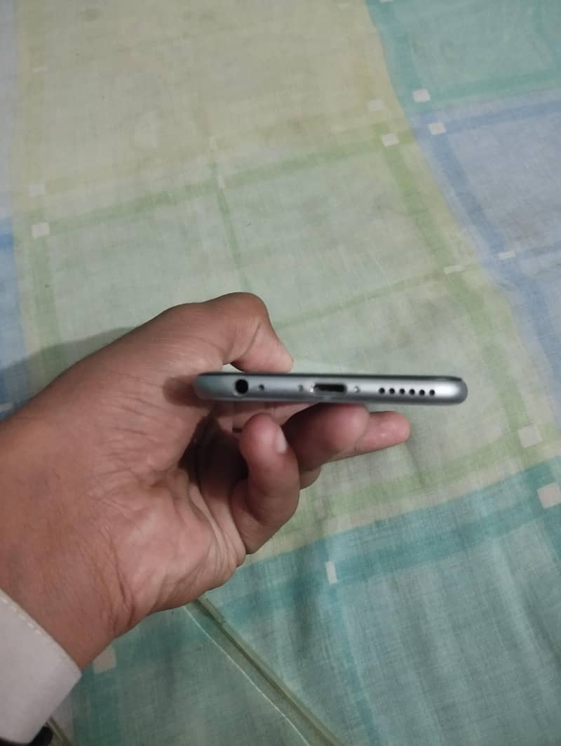 Apple iPhone 6 2