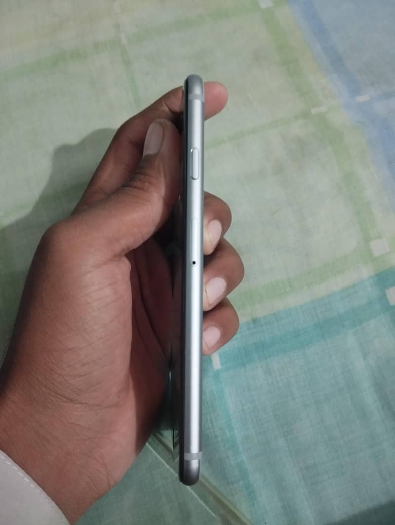 Apple iPhone 6 5