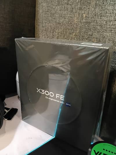 Vivo X300 FE