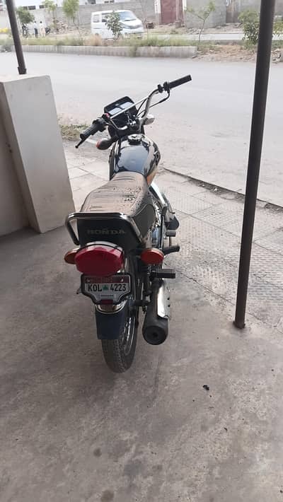 UNITED 125 CC black
