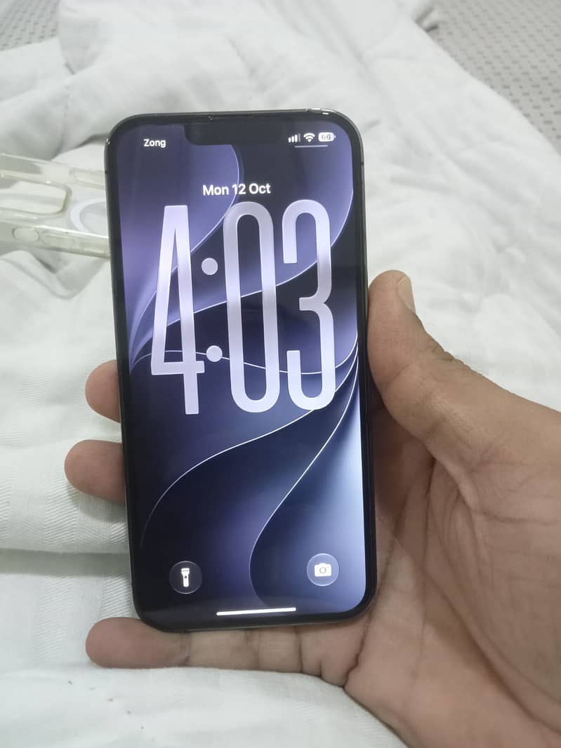 Apple iPhone 13 Pro 0