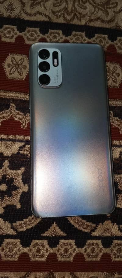 OPPO Reno6