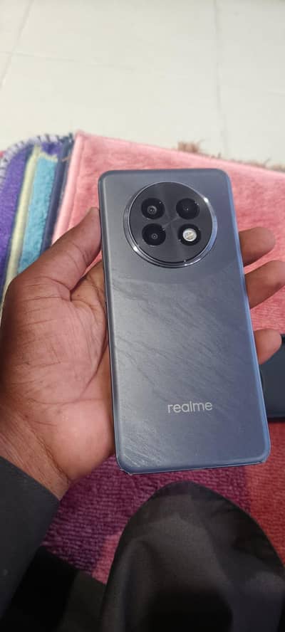 realme 13 plus 5g glass brake