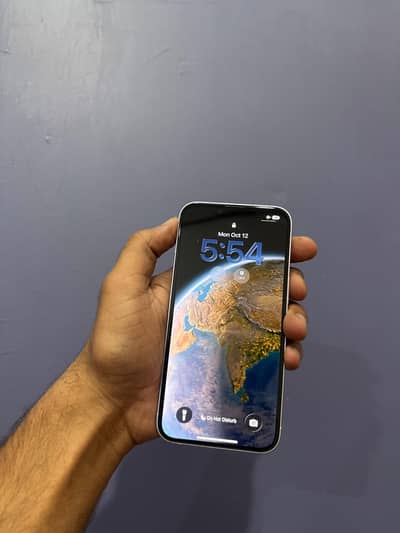 Apple iPhone 14