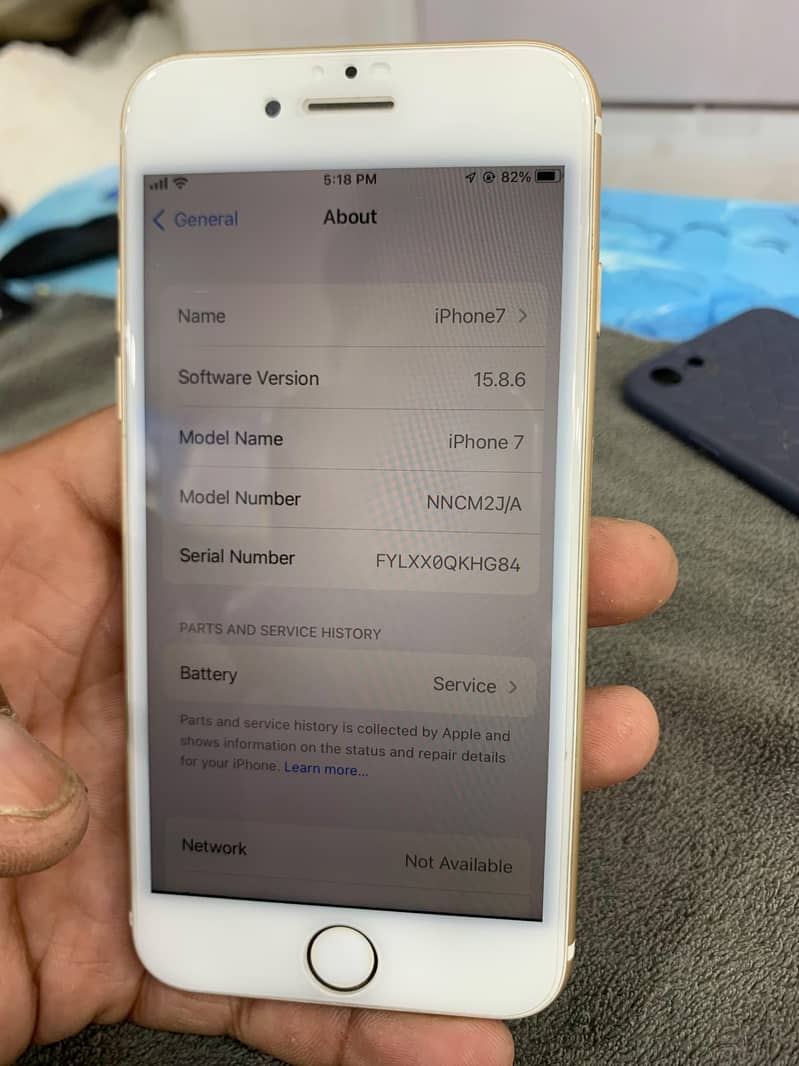 Apple iPhone 7 2