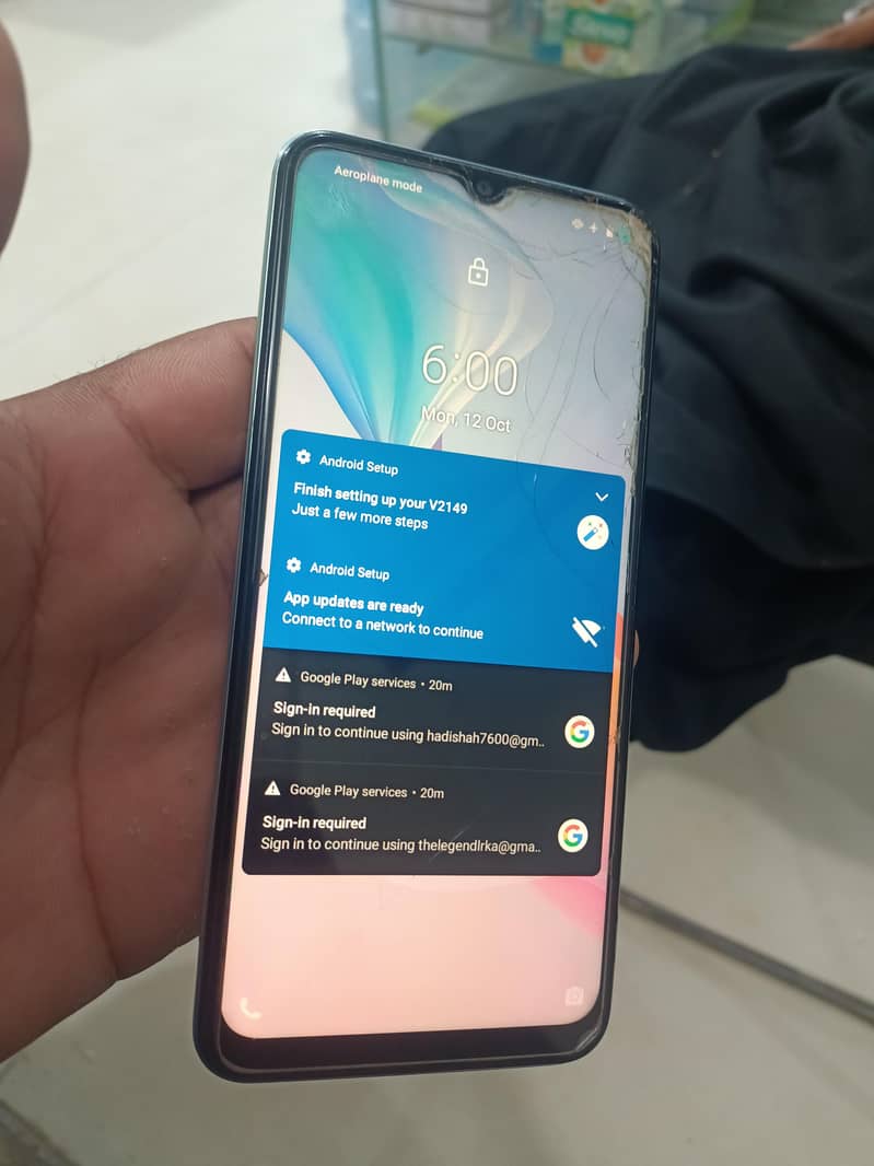 Vivo V21 6