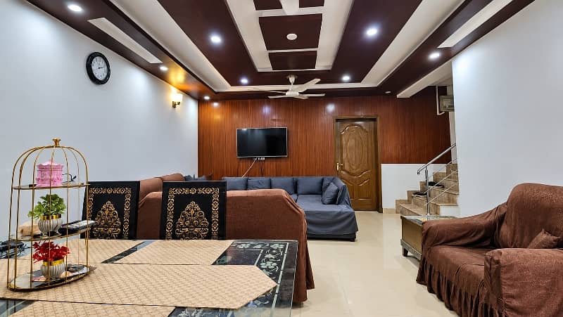 5 MARLA SUPER DELUXE NEXT-TO-CORNER SOCIETY MODEL HOUSE FOR SALE ...