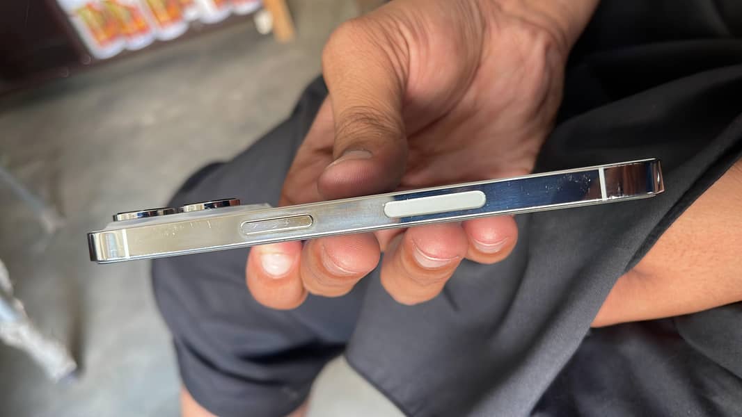 Apple iPhone 14 Pro 1