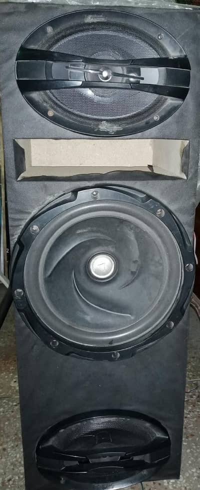 boofer speaker for car