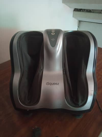 iSqueez foot massager