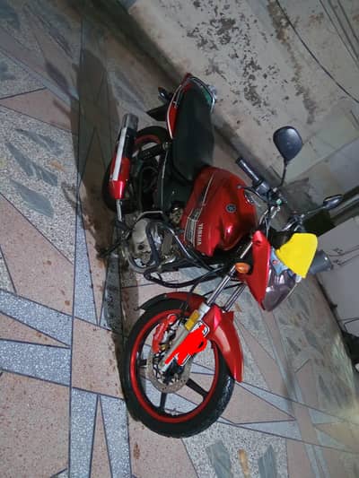 Yamaha YBR 125 2016 model