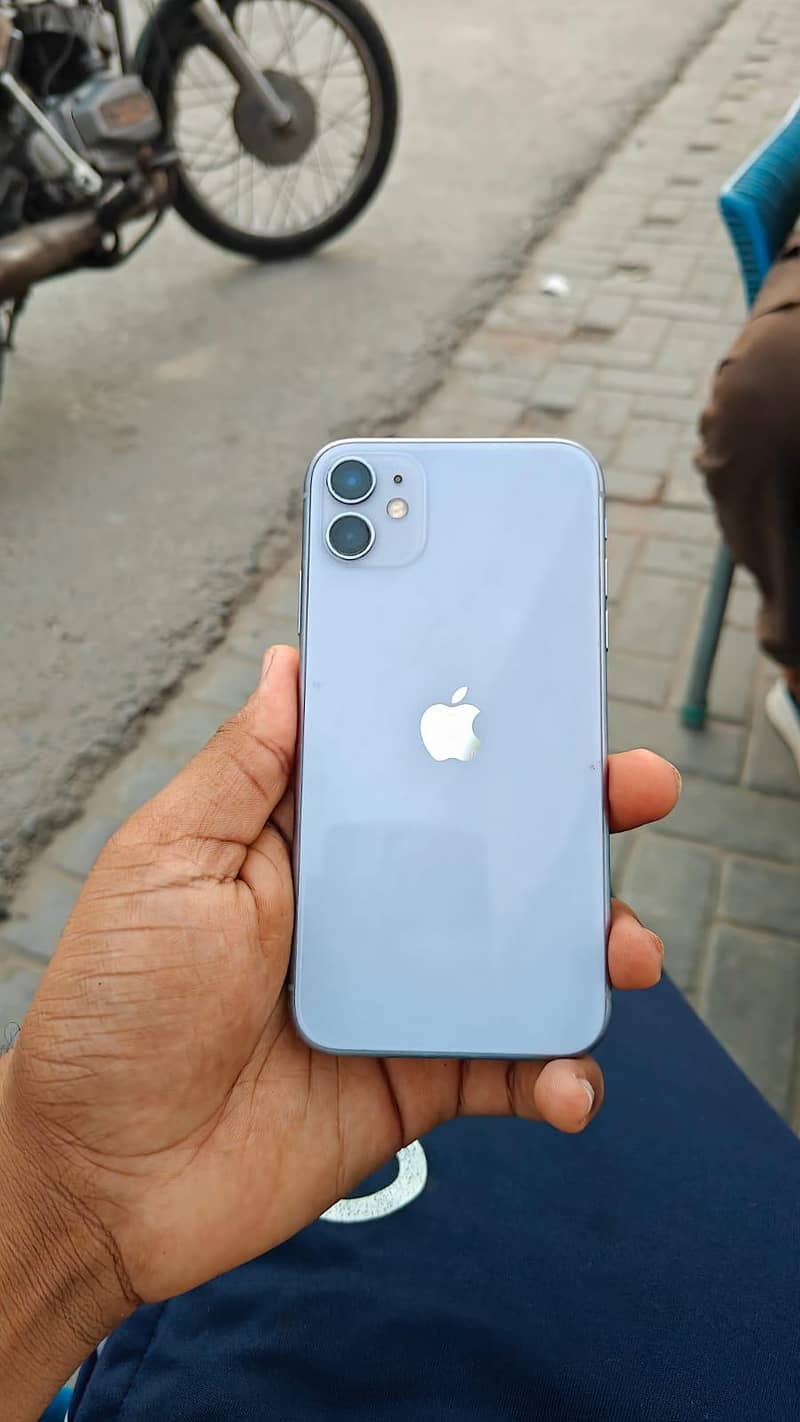 Apple iPhone 11 1