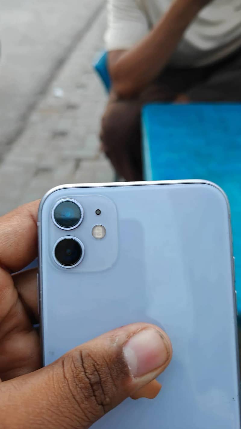 Apple iPhone 11 6