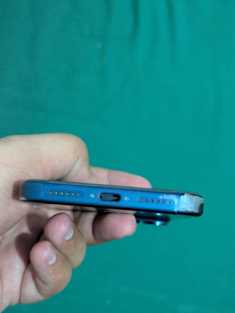 Apple iPhone 17 Pro Max 5