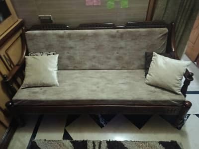 3 seater one sofa ,2 sofa single seat