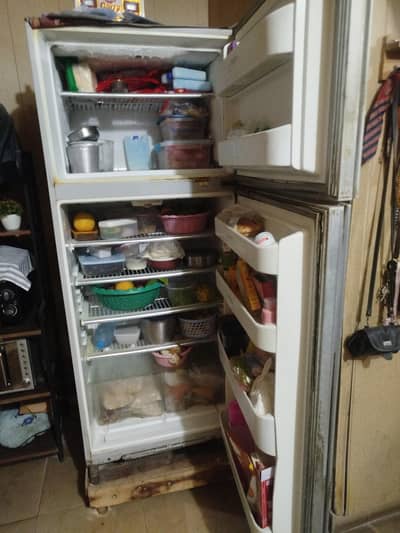 dawlance fridge only 60000