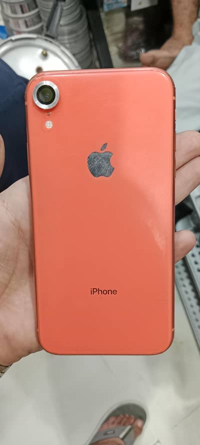 Apple iPhone XR