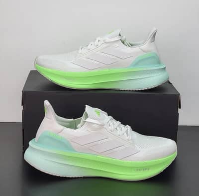 Adidas Ultraboost 5X Brand New