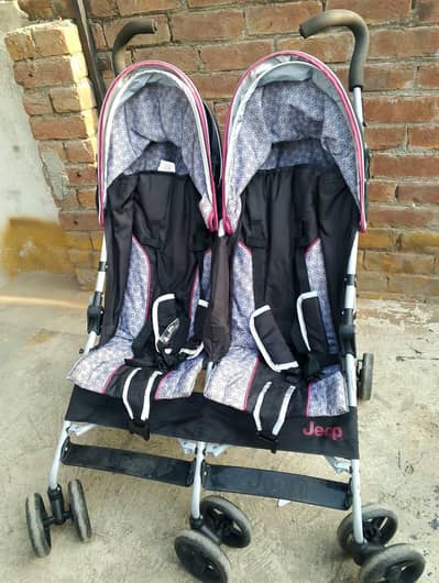 Twin's baby stroller (Jeep brand) for sale