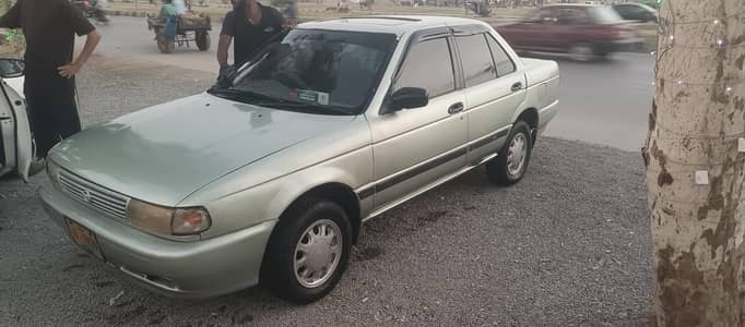Nissan Sunny 1992