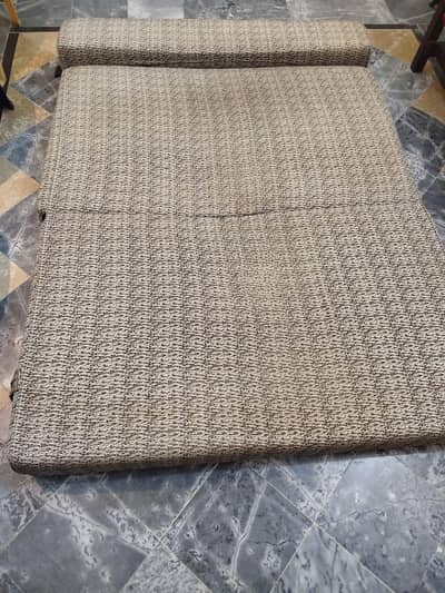 Combed sofa for sale
