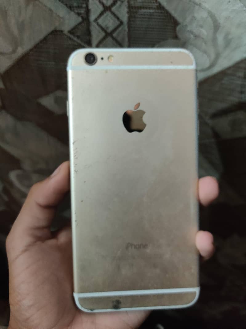 Apple iPhone 6 Plus 1