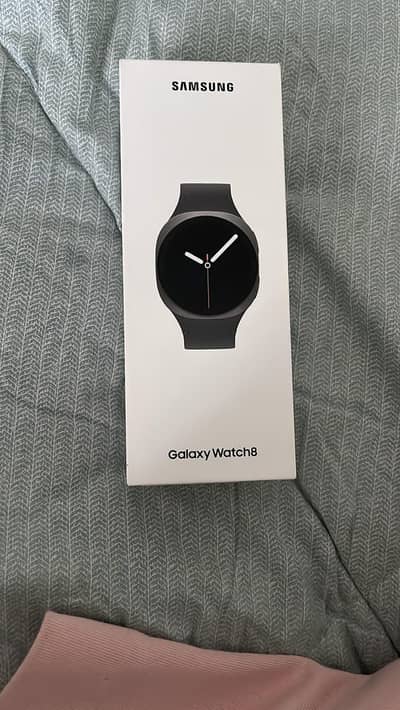 Samsung Watch 8 44mm Graphite color complete box like new condition